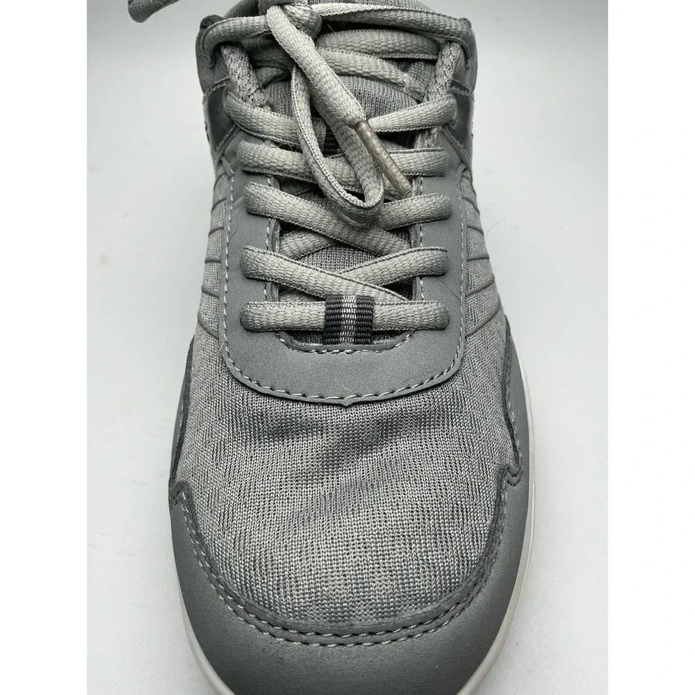 Cheeks Fit Body Women's Grey Energy Pad Sneakers Size 7.5